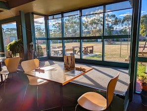Restaurant - Tandara Motor Inn (Triabunna)
