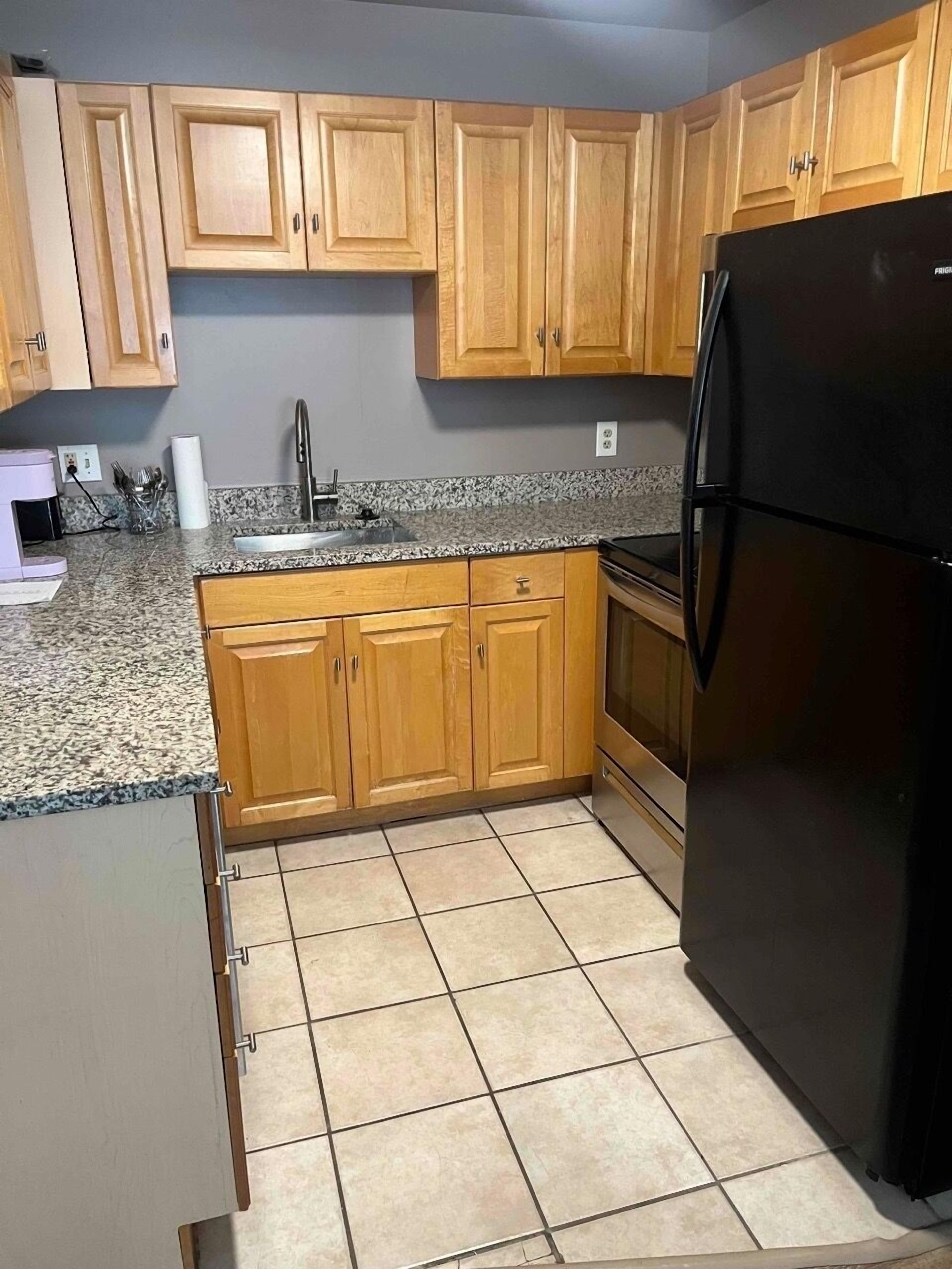 Microwave, stovetop, coffee/tea maker, toaster