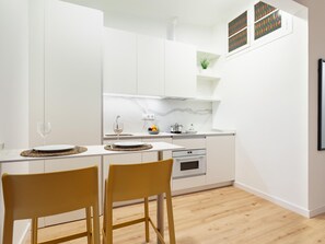 Fridge, microwave, oven, dishwasher