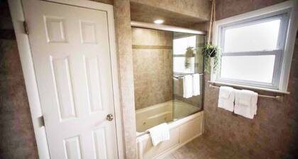 Newly Renovated Nautical Mile Canal Retreat