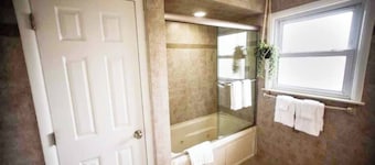 Newly Renovated Nautical Mile Canal Retreat