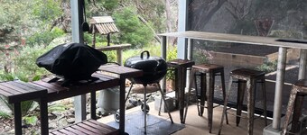River Valley Retreat – Tiny Home Escape with River Frontage & Bushland Views