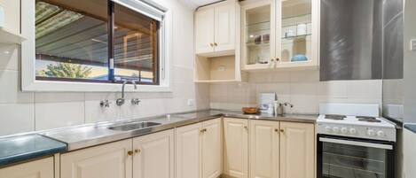 Microwave, oven, stovetop, dishwasher