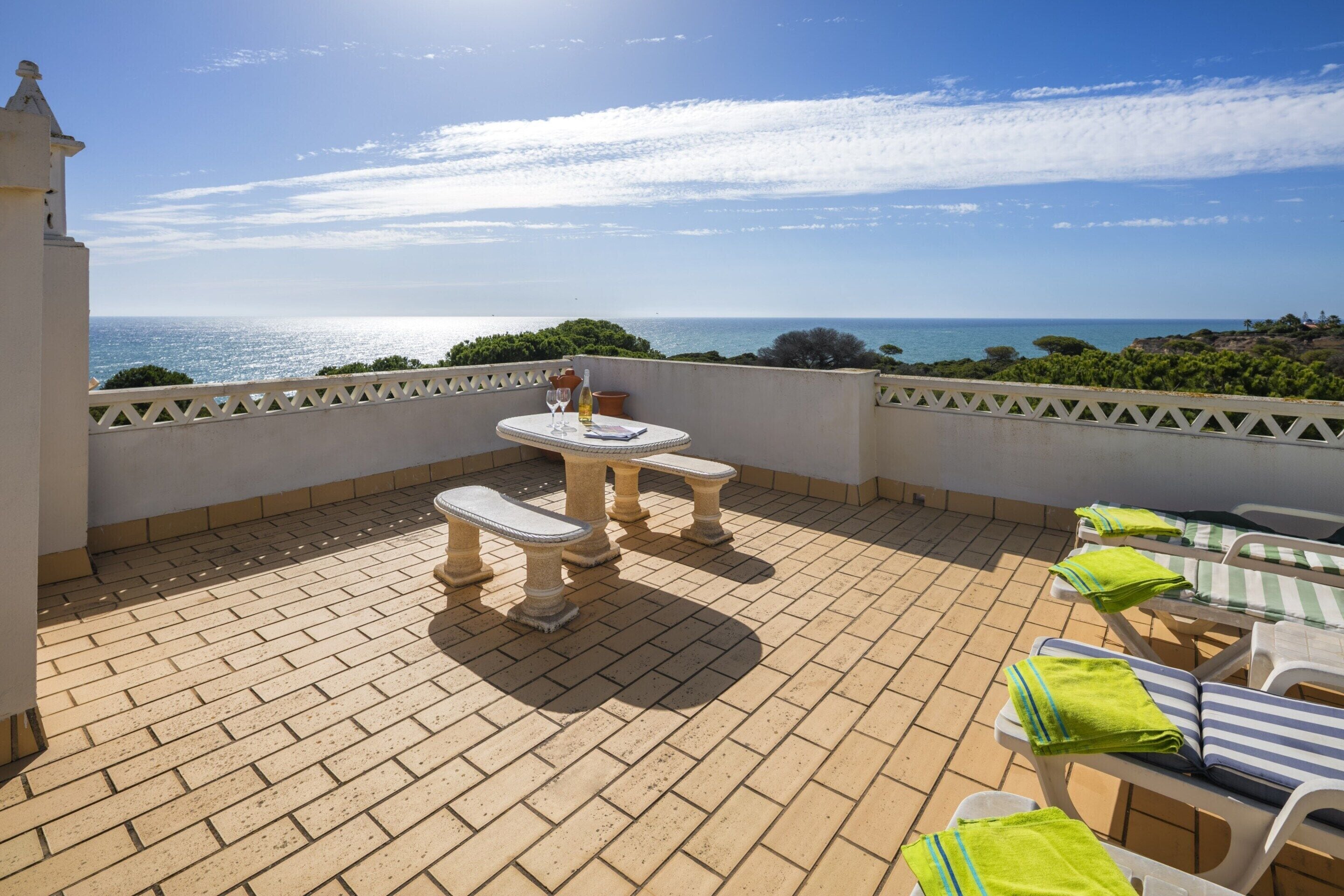 House | Terrace/patio