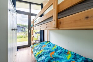 2 bedrooms, free WiFi