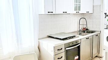 Ofen, Herdplatte, Geschirrspüler