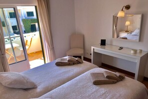 3 bedrooms, iron/ironing board, free WiFi