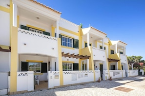 Exterior - Charming apartment in Benagil with pool (Benagil)