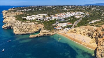 Playa en los alrededores