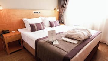 Familie vierpersoonskamer, balkon | Een strijkplank/strijkijzer, gratis wifi