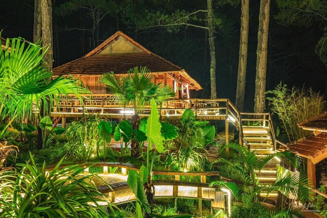 Alpehytte – signature, balkong, hageutsikt | Skrivebord og wi-fi (inkludert)