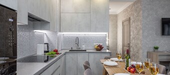 3-room apt with view of National Library