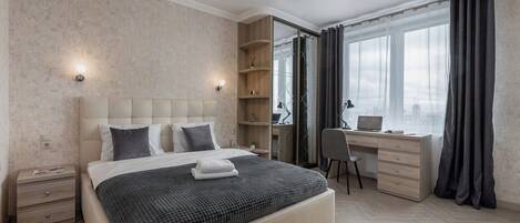 コンフォート アパートメント バルコニー シティビュー | アイロン / アイロン台、WiFi (無料)