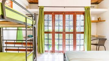 1 bedroom, internet, bed sheets