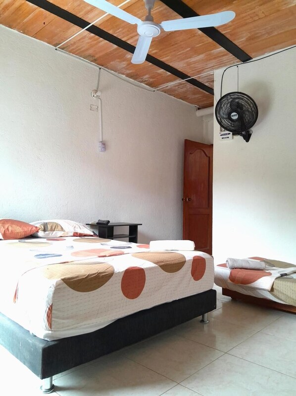 1 bedroom, internet, bed sheets, wheelchair access