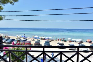 Beach - Beachfront Bliss in Nikiti, Spacious 2 Story Villa with Stunning Sea Views (Nikiti)