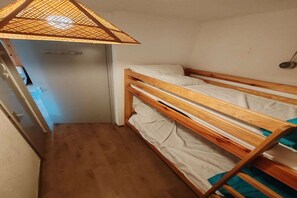 1 quarto