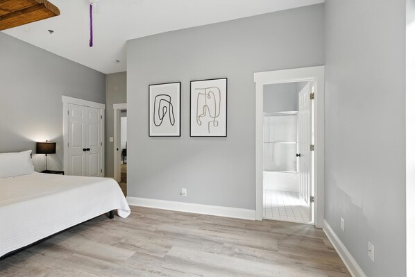 4 bedrooms, free WiFi, bed sheets