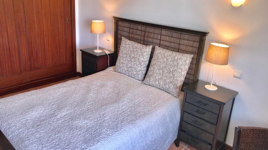 Beachside Family Stay in Benagil