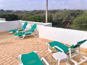 Terrace/patio - Beachside Family Stay in Benagil (Lagoa)