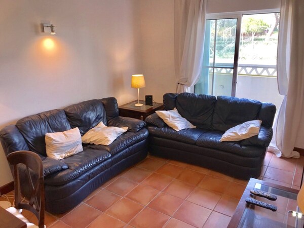 Beachside Family Stay In Benagil - Lagoa