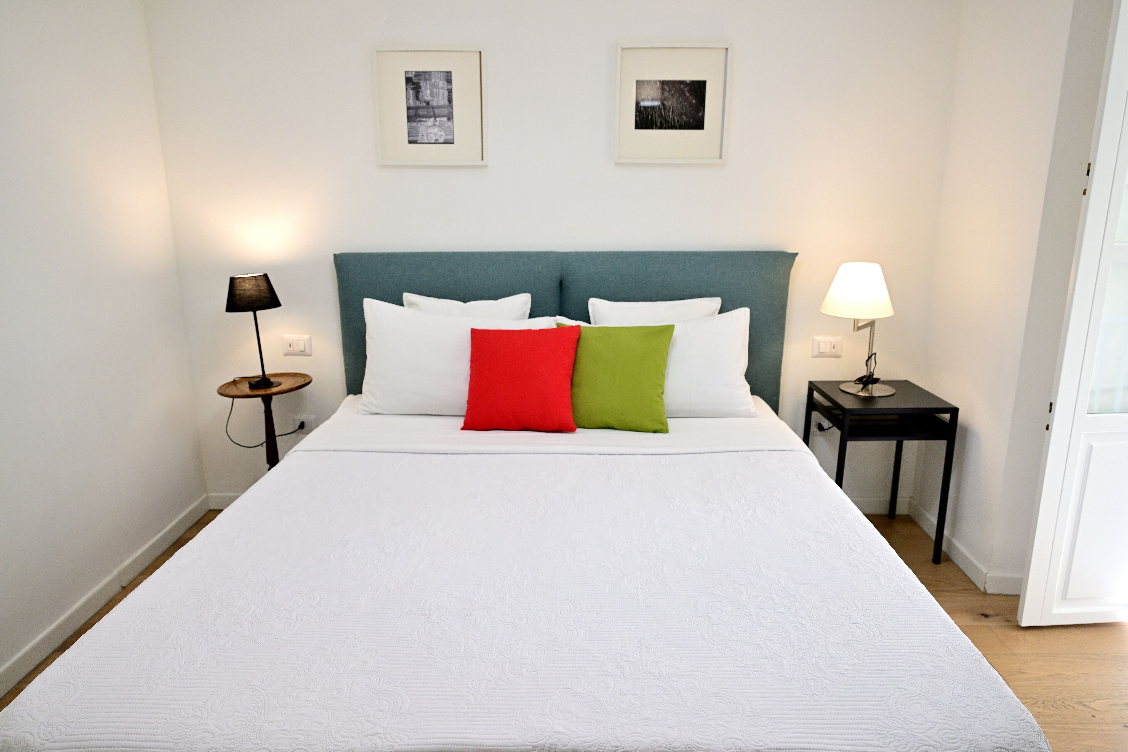 Condo | Cofres nos quartos, cortinas blackout, ferros/tábuas de passar roupa