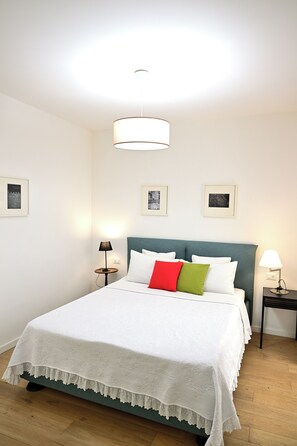 คอนโด | ตู้นิรภัยในห้องพัก, ผ้าม่านกันแสง, เตารีด/โต๊ะรีดผ้า, Wi-Fi ฟรี