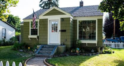 Eastside Suite-Cozy 3 Bedroom Home next 2 Downtown