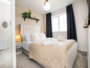 3 bedrooms, desk, free WiFi - The Scenic Luxury House (Greater Manchester)