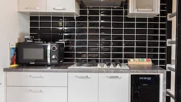 Microondas, placa de cocina