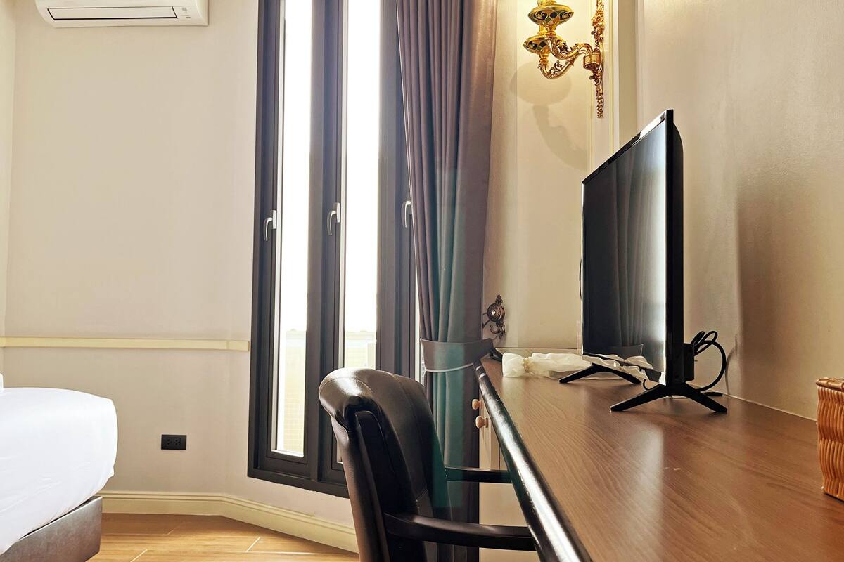 Standard Single Room, City View