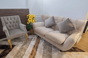 Junior Suite, City View | Blackout drapes, soundproofing, free WiFi, bed sheets