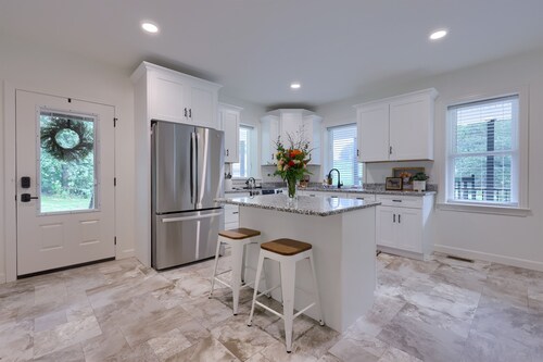 Down in the Hollow |Modern Country Cottage