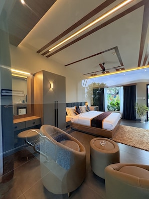 Honeymoon Double Room, Balcony, Pool View