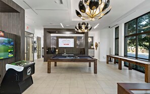 Spielezimmer