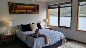 3 dormitorios, tabla de planchar con plancha, wifi y ropa de cama