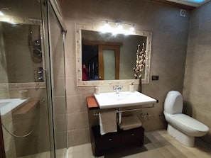Apartment | Badezimmer