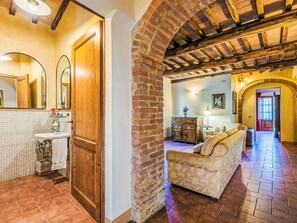 Interior - Podere San Giuseppe by Interhome (Colle Val d'Elsa)