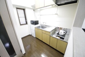 전자레인지, 조리 도구/접시/주방 기구