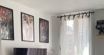 House circus town center 5 minutes walk