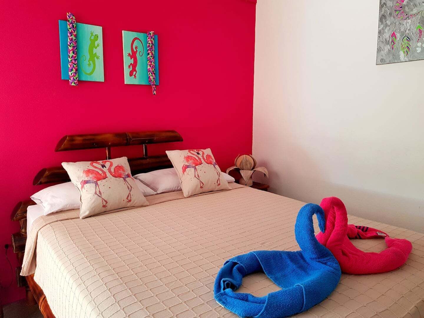 1 Schlafzimmer, Schreibtisch, Bügeleisen/Bügelbrett, Reisekinderbett