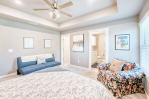 3 bedrooms, iron/ironing board, WiFi, bed sheets