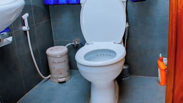 Asiento de excusado elevado