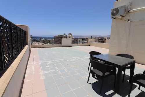 Golden Lotus Red Sea 