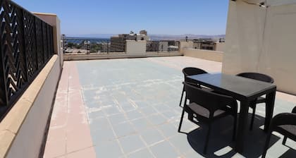 Golden Lotus Red Sea