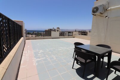 Golden Lotus Red Sea 