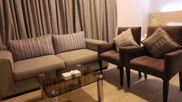 Junior Suite | Laptop workspace, free WiFi