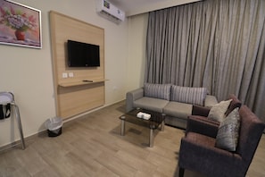 Laptop workspace, free WiFi