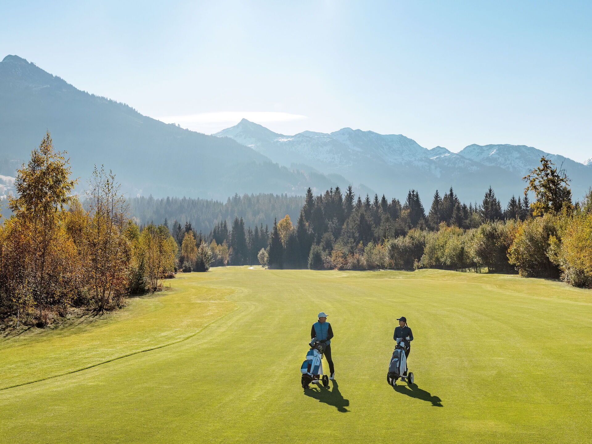 Bergforms, Baum, Berg, Hochland, Hügel, Golfplatz, Landschaft, Wiese, Bergstation, Erholung
