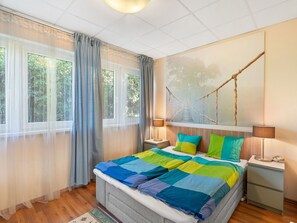 2 bedrooms, free WiFi